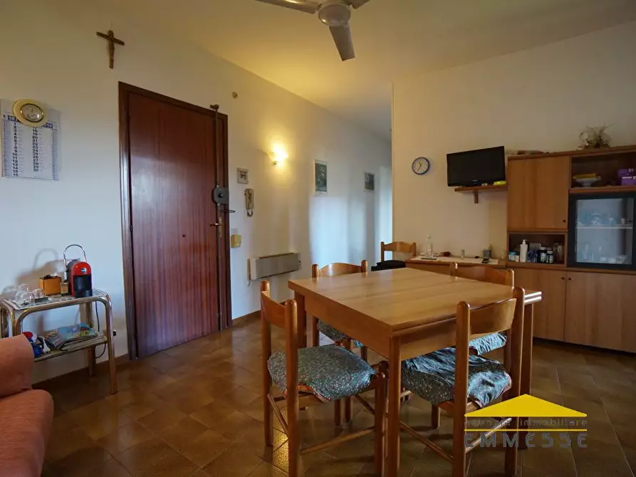 Immagine 5 di Appartamento in vendita  a Massa