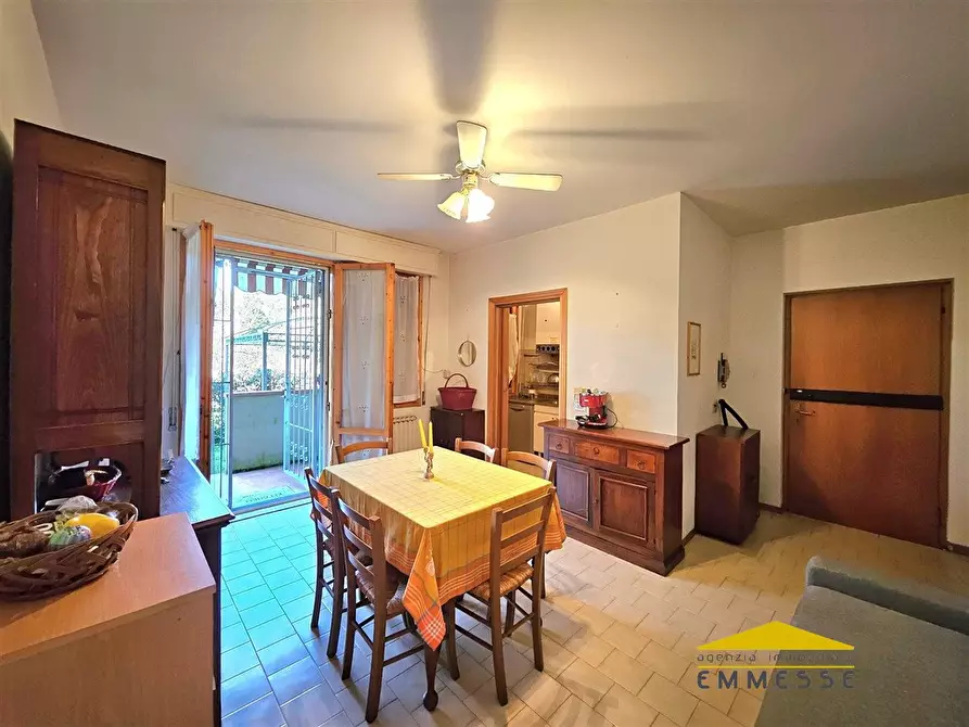 Immagine 5 di Appartamento in vendita  a Massa