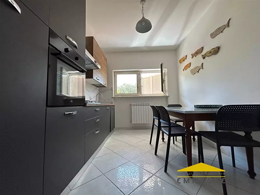 Immagine 9 di Appartamento in vendita  a Carrara