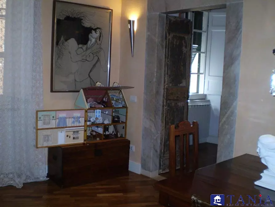 Immagine 9 di Appartamento in vendita  12 a Carrara