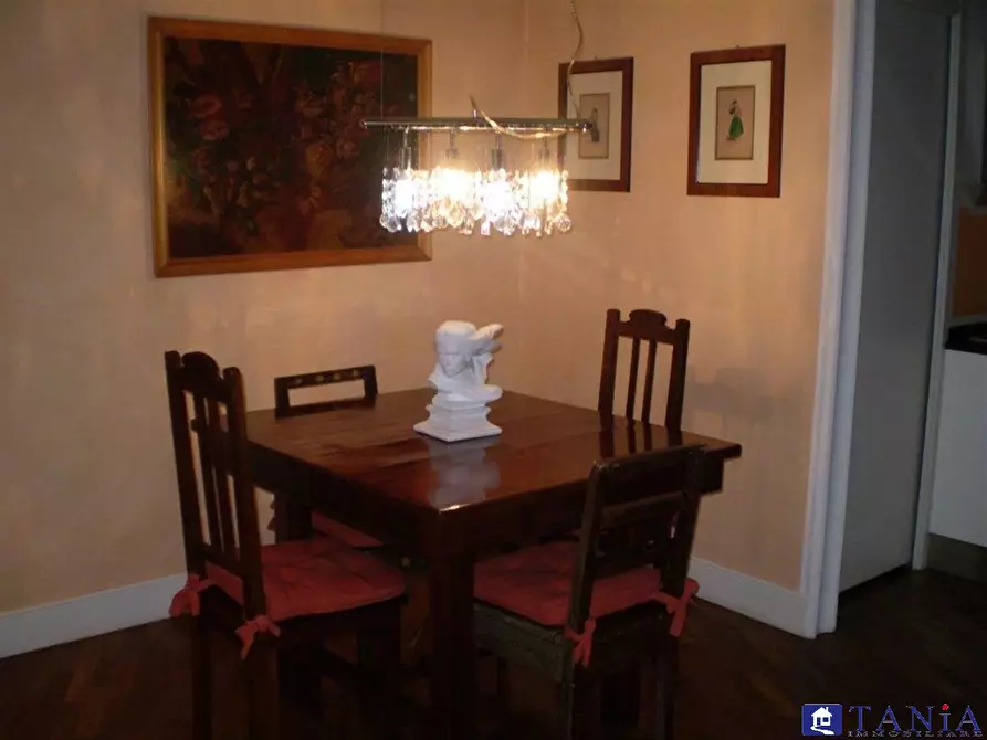 Immagine 5 di Appartamento in vendita  12 a Carrara