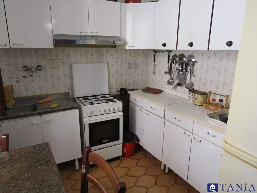 Immagine 2 di Appartamento in vendita  2 a Carrara