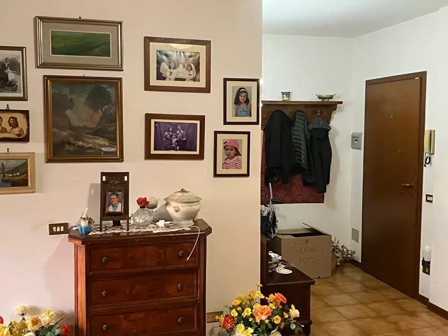 Immagine 1 di Appartamento in vendita  23 a Carrara