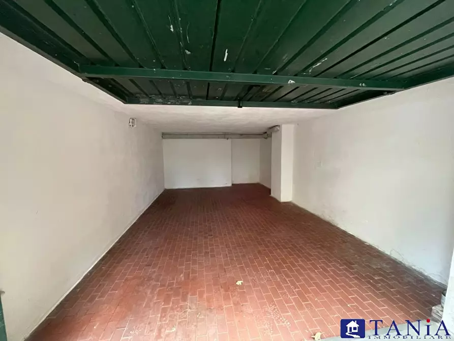 Immagine 8 di Appartamento in vendita  23 a Carrara