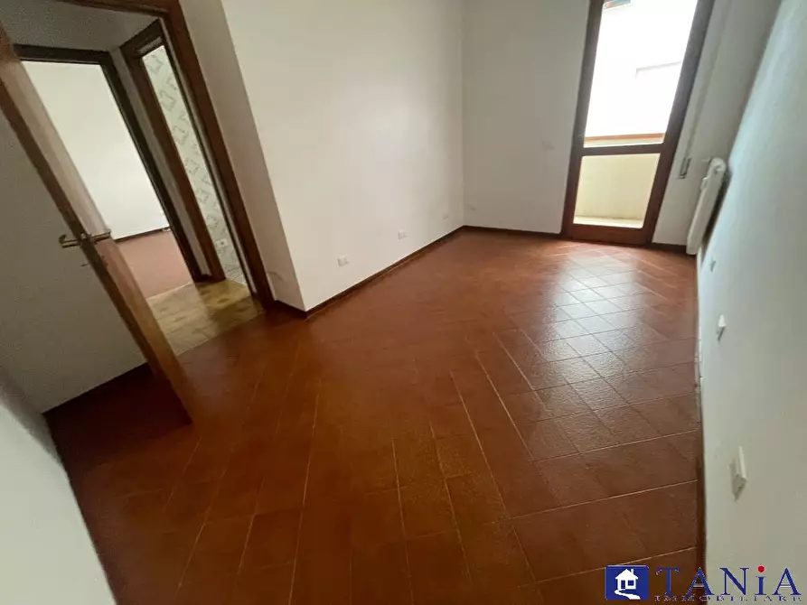 Immagine 5 di Appartamento in vendita  23 a Carrara