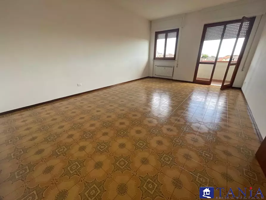 Immagine 1 di Appartamento in vendita  23 a Carrara