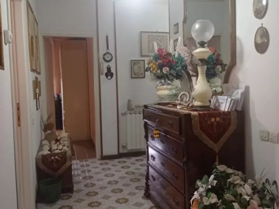 Immagine 1 di Appartamento in vendita  23 a Carrara