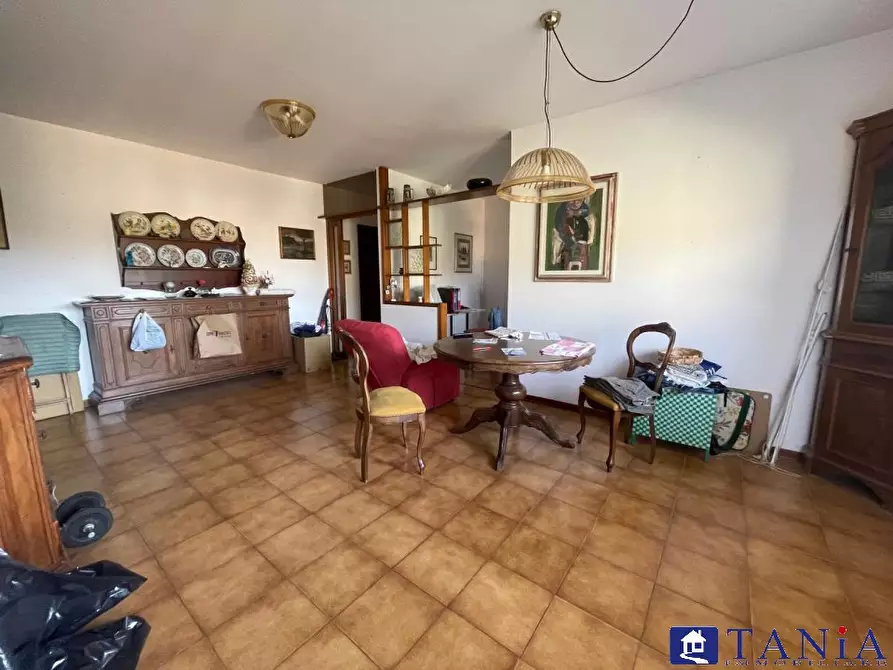 Immagine 5 di Appartamento in vendita  1 a Carrara