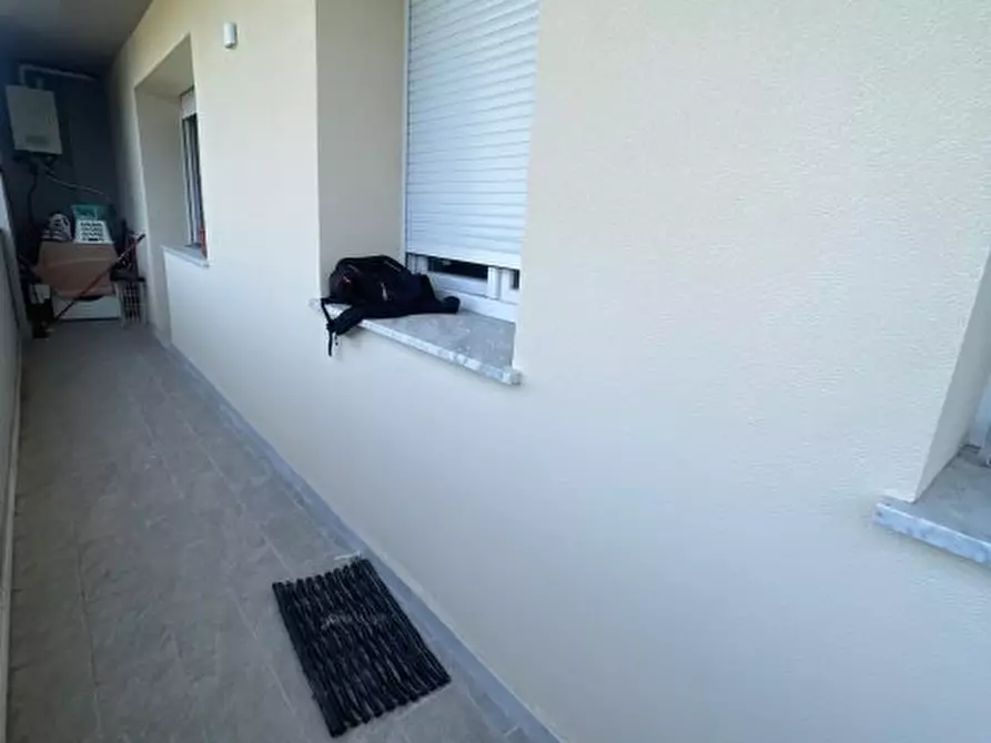 Immagine 2 di Appartamento in vendita  1 a Carrara