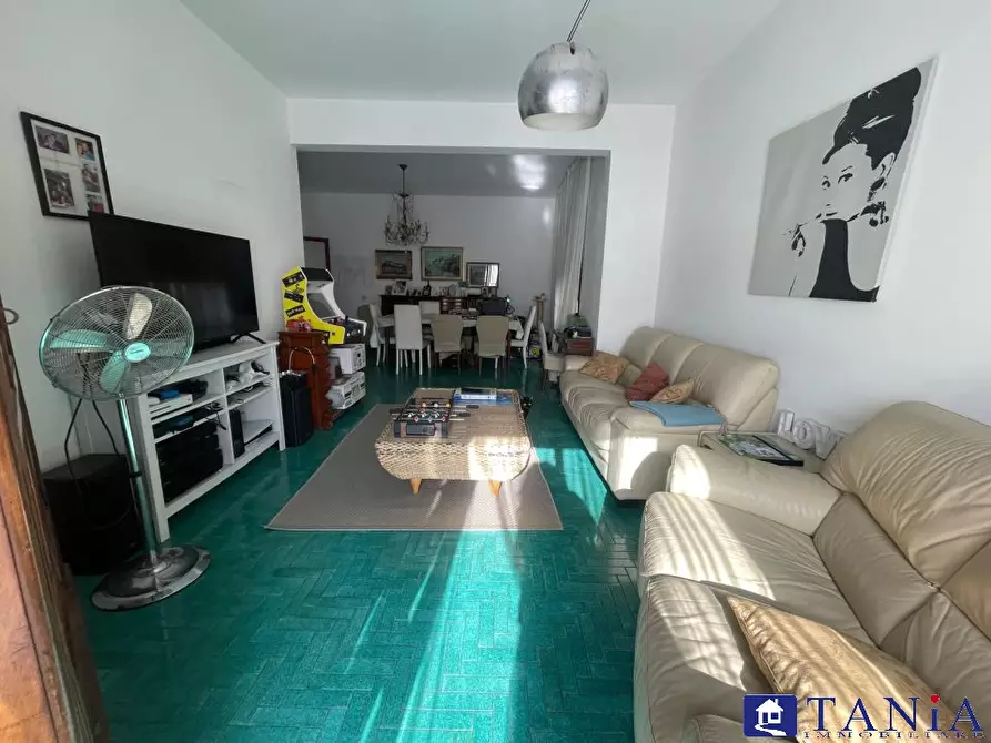 Immagine 3 di Appartamento in vendita  1 a Carrara