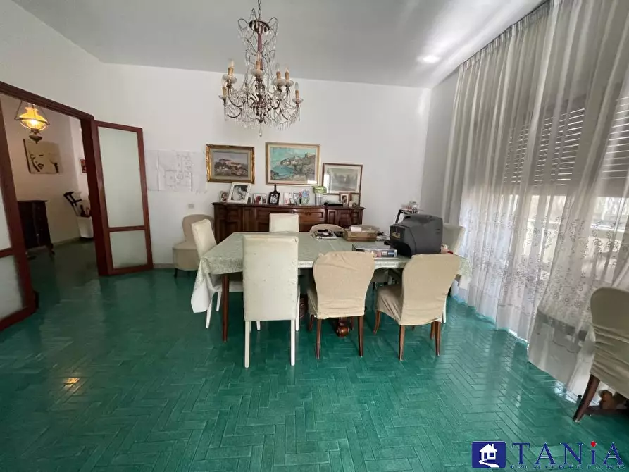 Immagine 2 di Appartamento in vendita  1 a Carrara