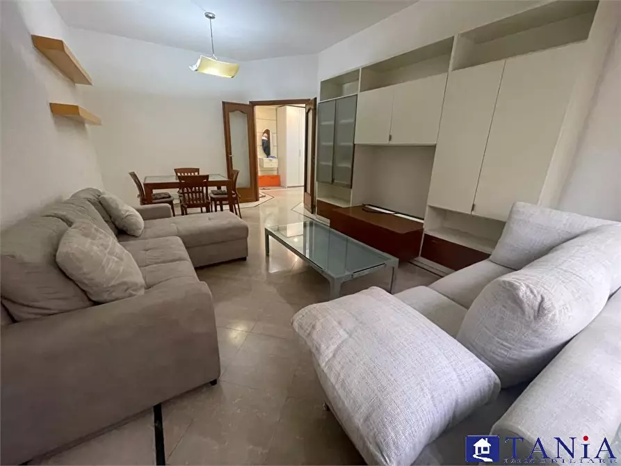 Immagine 5 di Appartamento in vendita  260 a Carrara