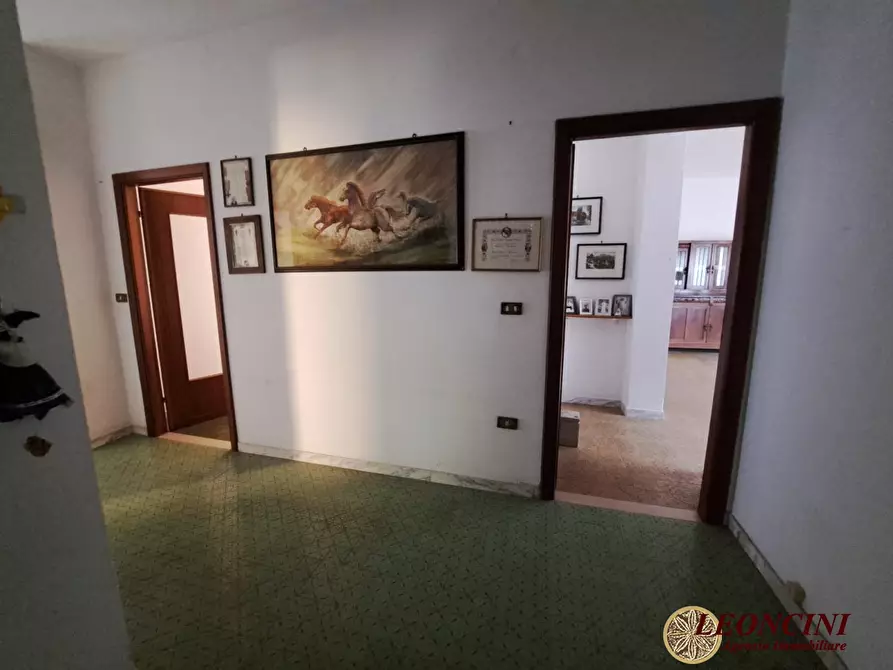 Immagine 9 di Appartamento in vendita  16 a Licciana Nardi