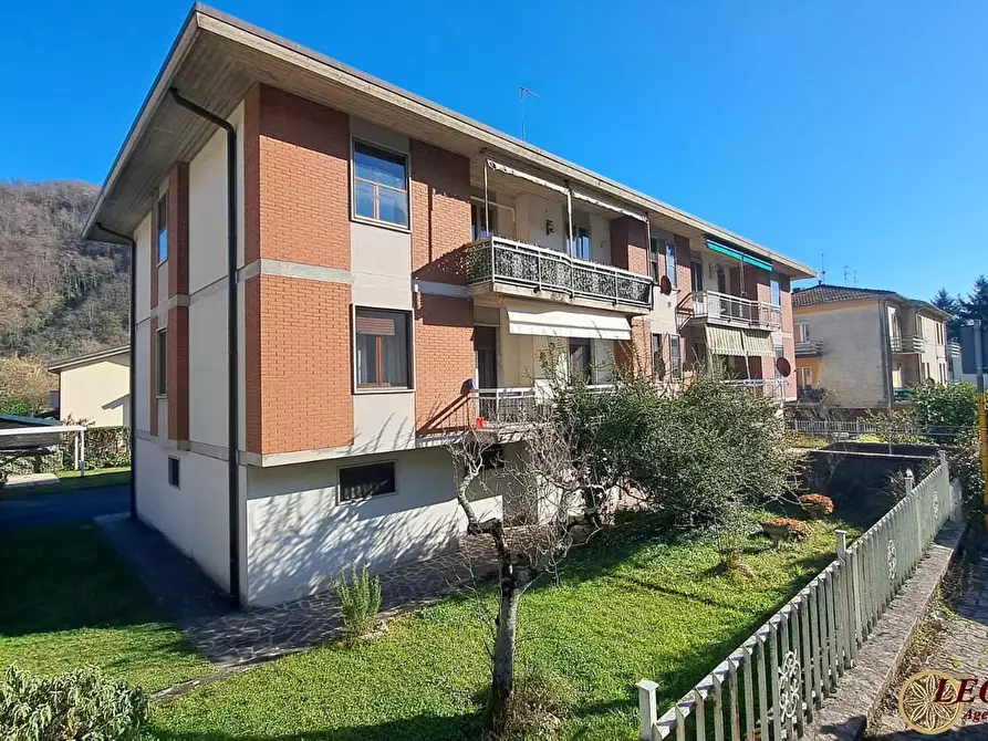 Immagine 2 di Appartamento in vendita  74 a Pontremoli