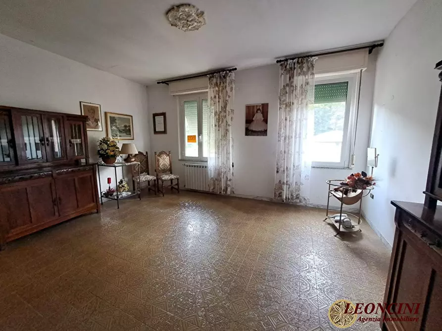 Immagine 10 di Appartamento in vendita  16 a Licciana Nardi