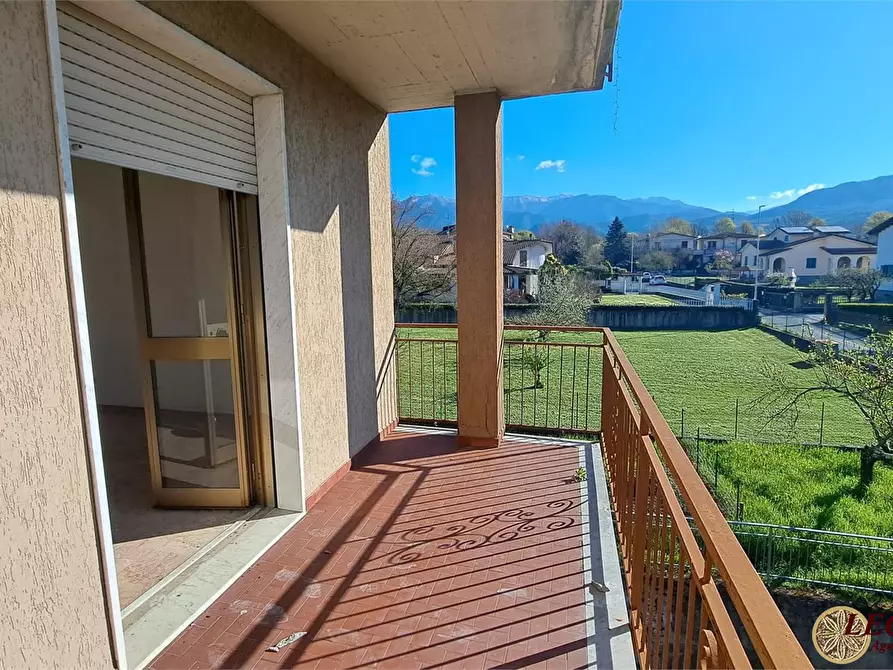 Immagine 2 di Appartamento in vendita  36 a Villafranca In Lunigiana