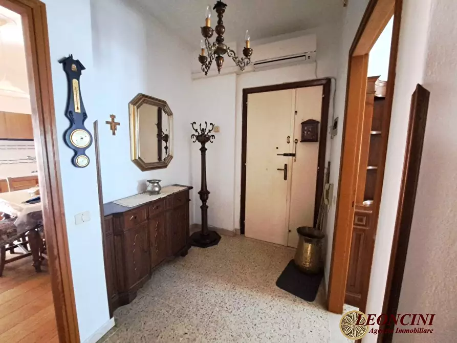 Immagine 10 di Appartamento in vendita  35 a Filattiera