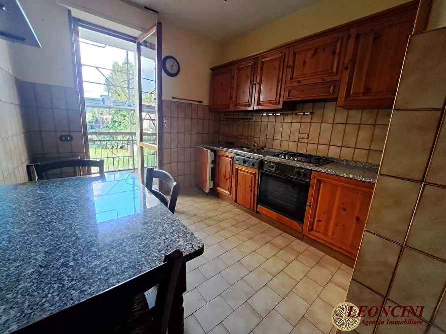 Immagine 3 di Appartamento in vendita  12 a Filattiera