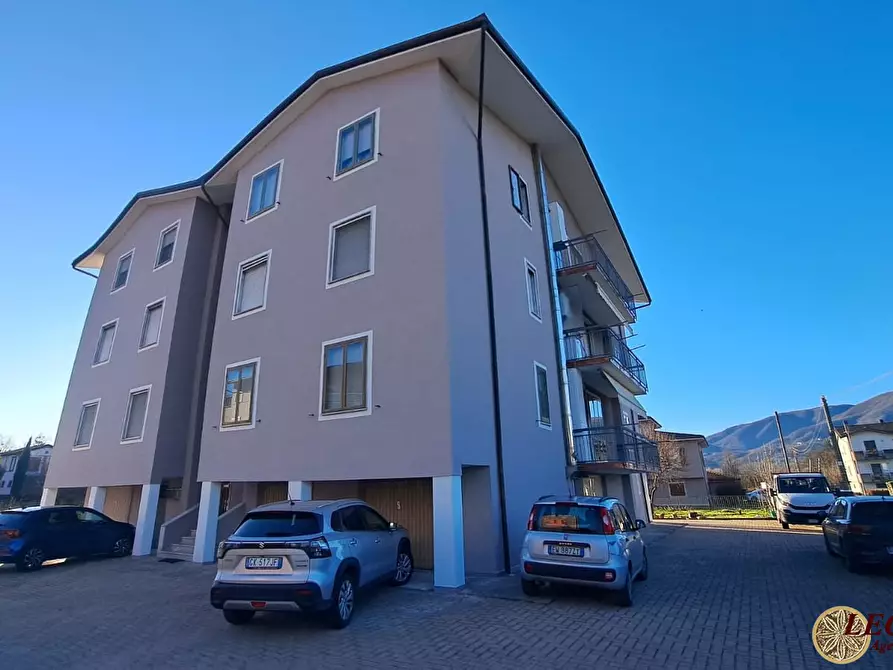 Immagine 3 di Appartamento in vendita  12 a Filattiera