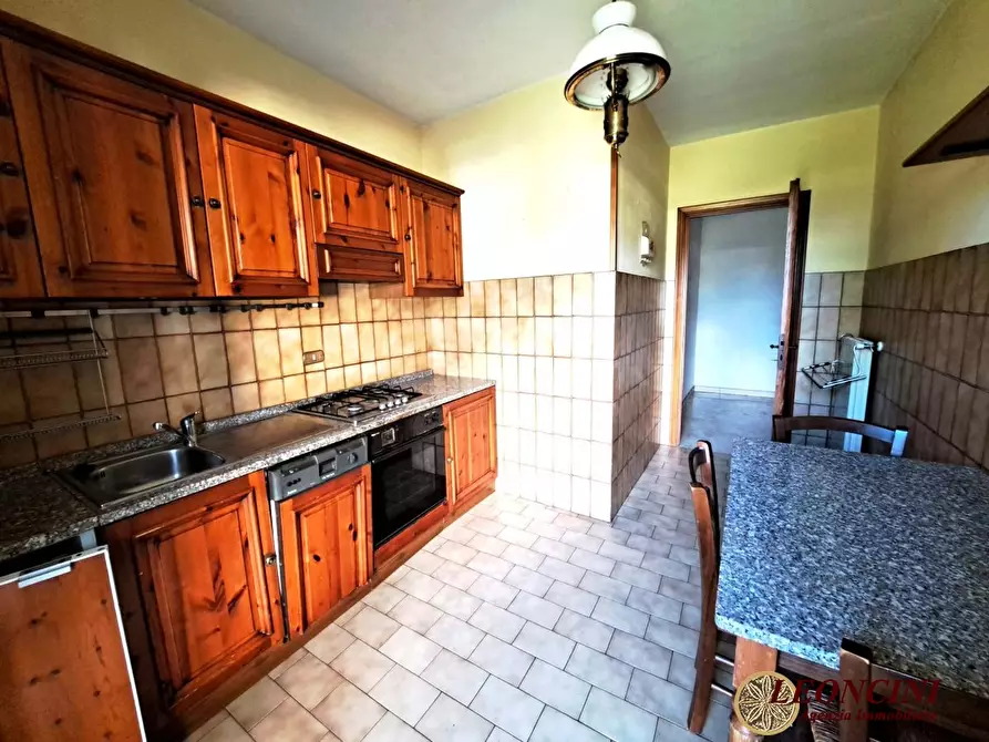 Immagine 2 di Appartamento in vendita  12 a Filattiera