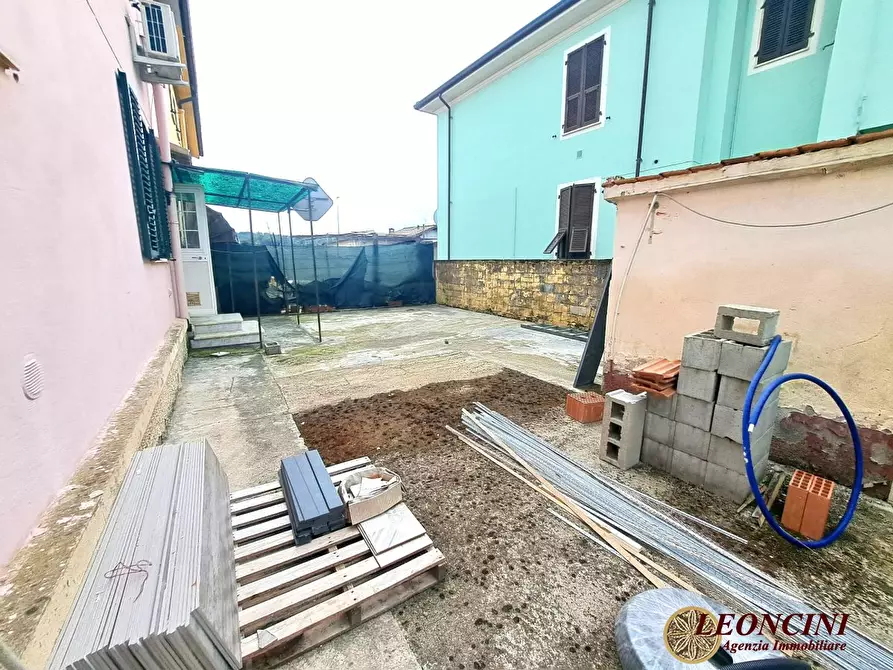 Immagine 9 di Appartamento in vendita  12 a Villafranca In Lunigiana