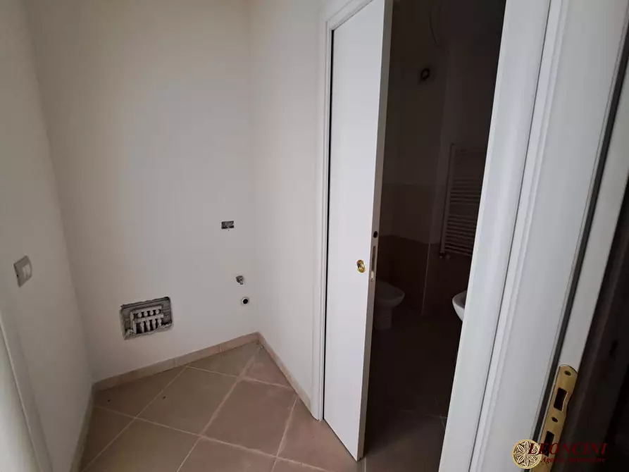 Immagine 9 di Appartamento in vendita  4 a Aulla