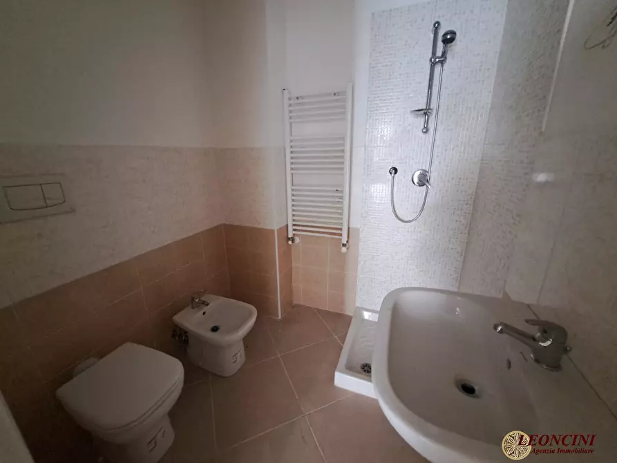 Immagine 8 di Appartamento in vendita  4 a Aulla