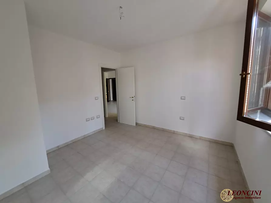 Immagine 10 di Appartamento in vendita  4 a Aulla