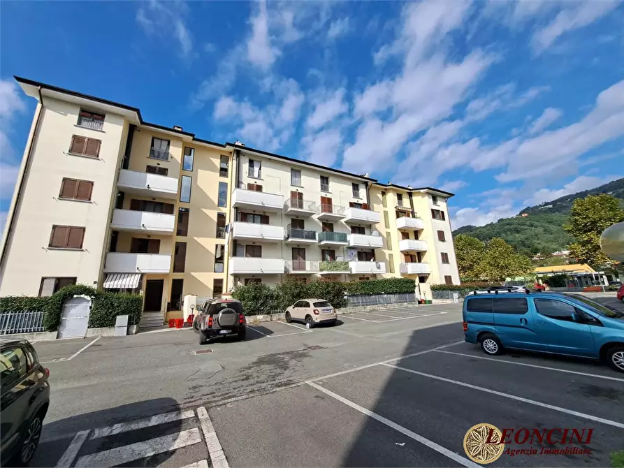Immagine 2 di Appartamento in vendita  4 a Aulla