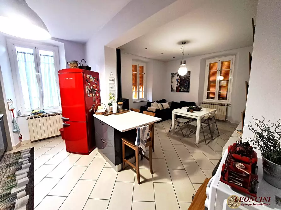 Immagine 4 di Appartamento in vendita  5 a Pontremoli