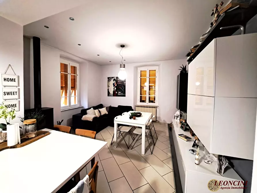 Immagine 3 di Appartamento in vendita  5 a Pontremoli