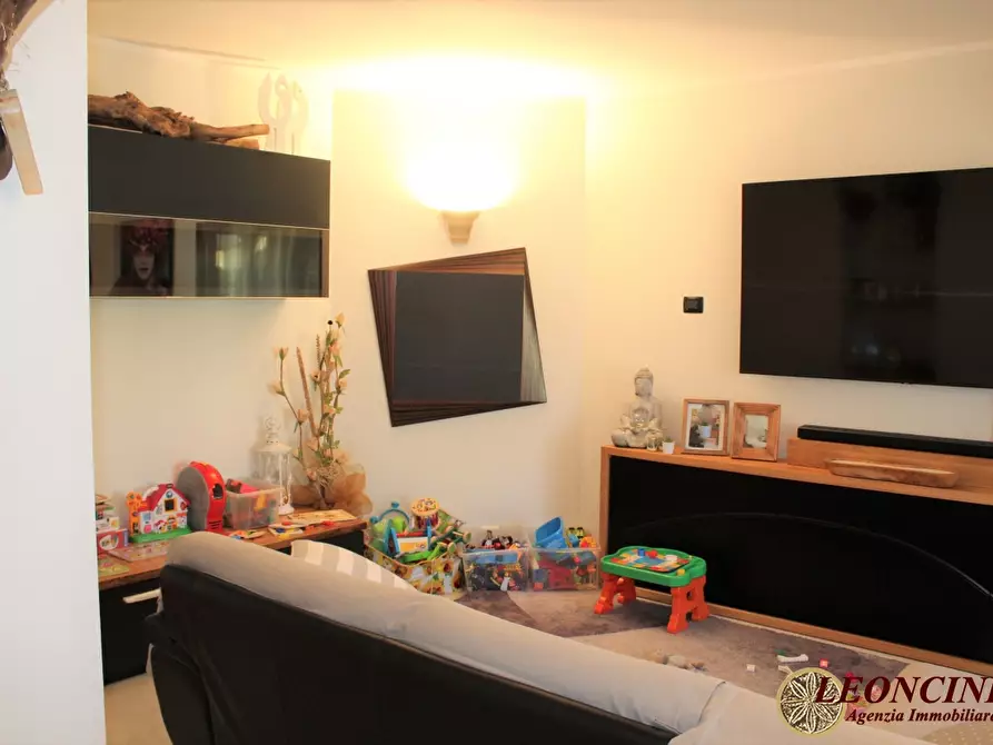 Immagine 2 di Appartamento in vendita  2 a Villafranca In Lunigiana