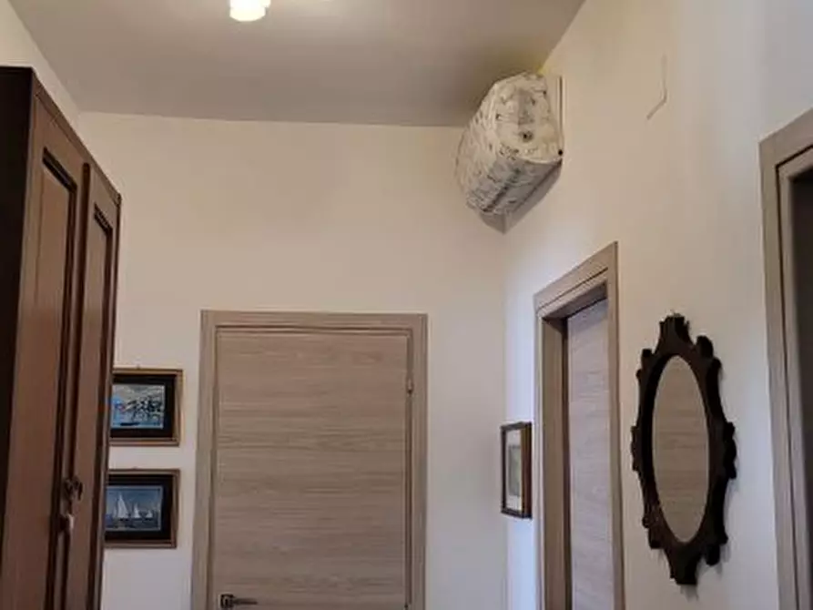 Immagine 9 di Appartamento in vendita  23 a Carrara