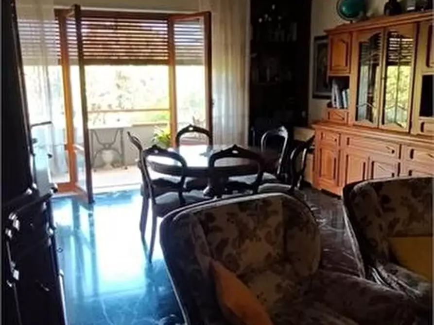 Immagine 3 di Appartamento in vendita  23 a Carrara