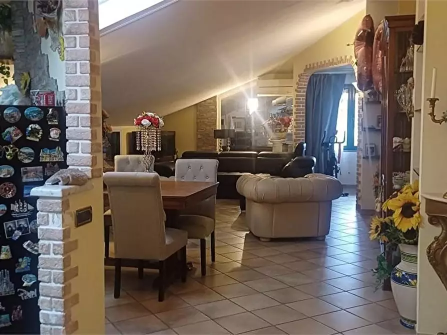 Immagine 4 di Appartamento in vendita  23 a Carrara