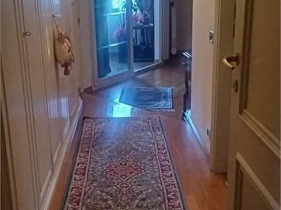 Immagine 3 di Appartamento in vendita  23 a Carrara