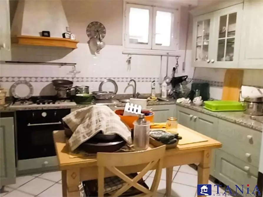 Immagine 10 di Appartamento in vendita  2 3 BIS a Carrara