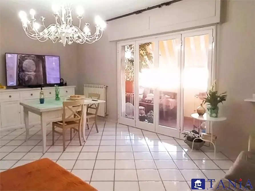Immagine 1 di Appartamento in vendita  2 3 BIS a Carrara