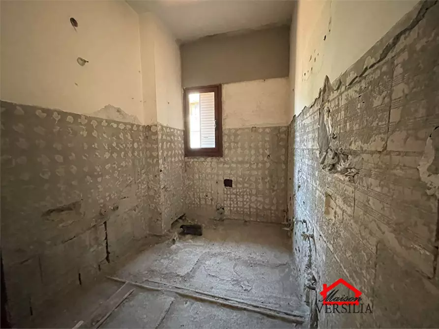 Immagine 8 di Appartamento in vendita  a Carrara
