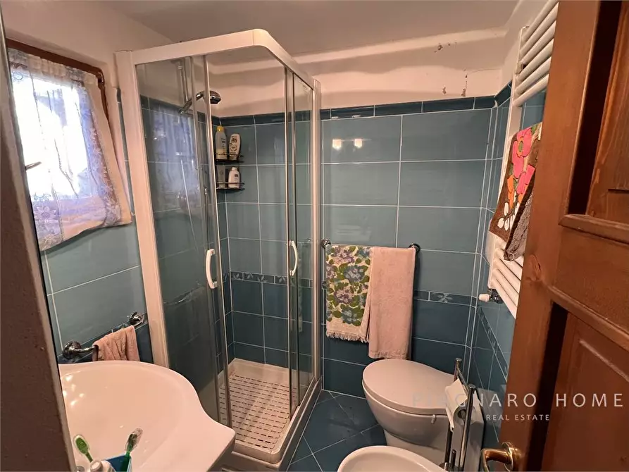 Immagine 8 di Appartamento in vendita  59 a Filattiera