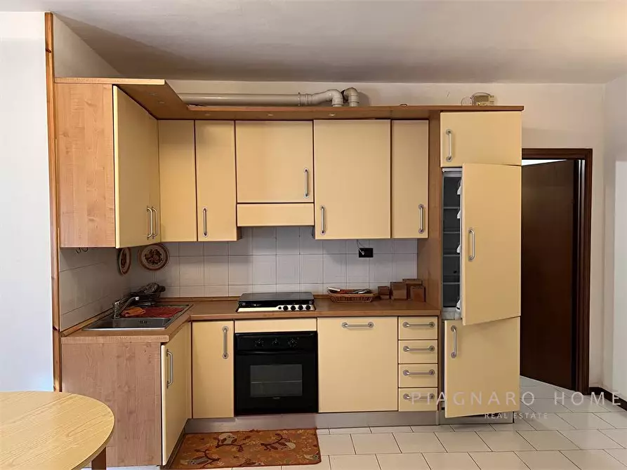 Immagine 2 di Appartamento in vendita  a Pontremoli