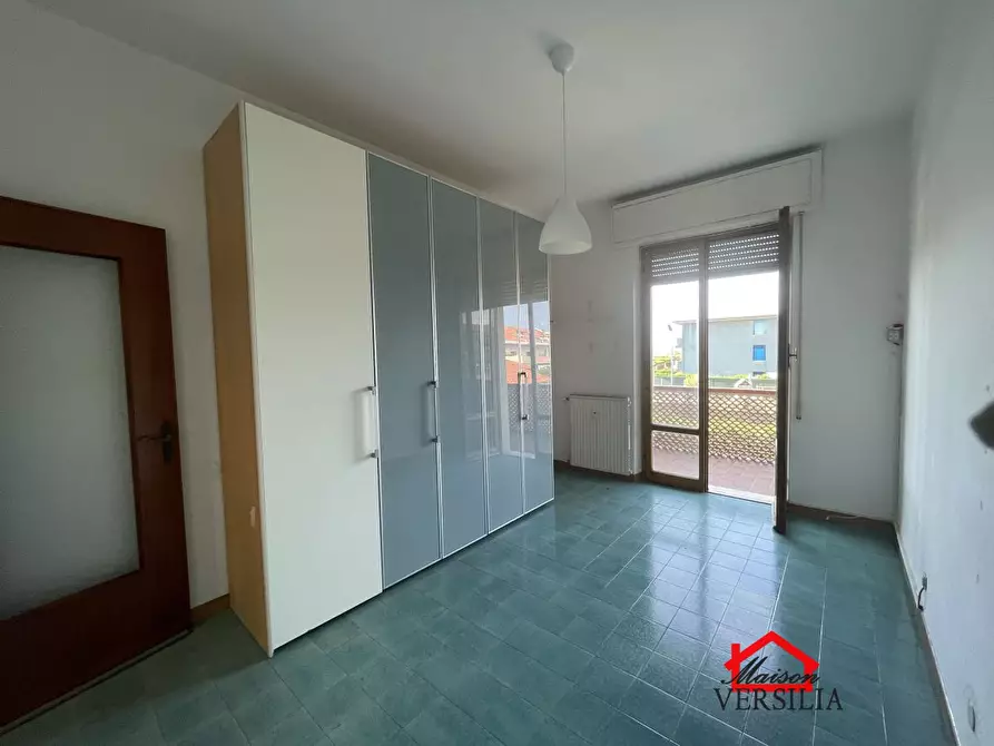 Immagine 8 di Appartamento in vendita  a Carrara