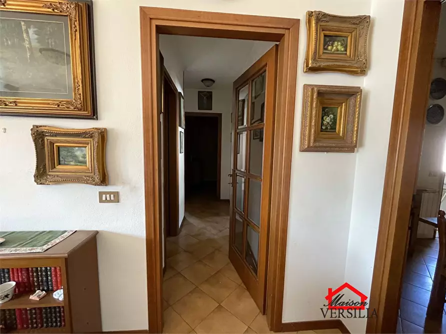 Immagine 8 di Appartamento in vendita  49 a Massa
