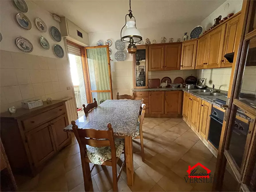 Immagine 5 di Appartamento in vendita  49 a Massa