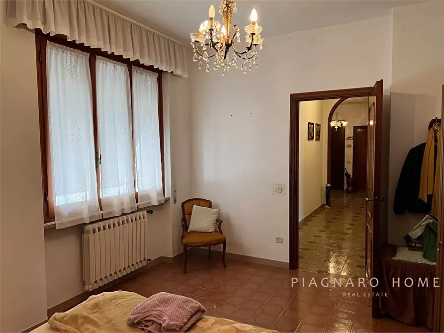 Immagine 9 di Appartamento in vendita  5 a Pontremoli