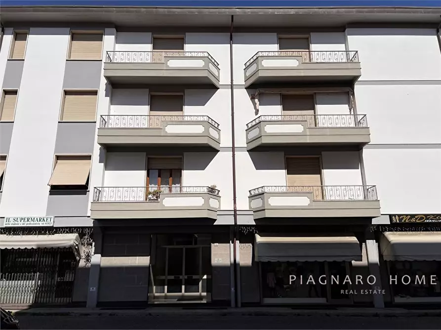 Immagine 1 di Appartamento in vendita  5 a Pontremoli