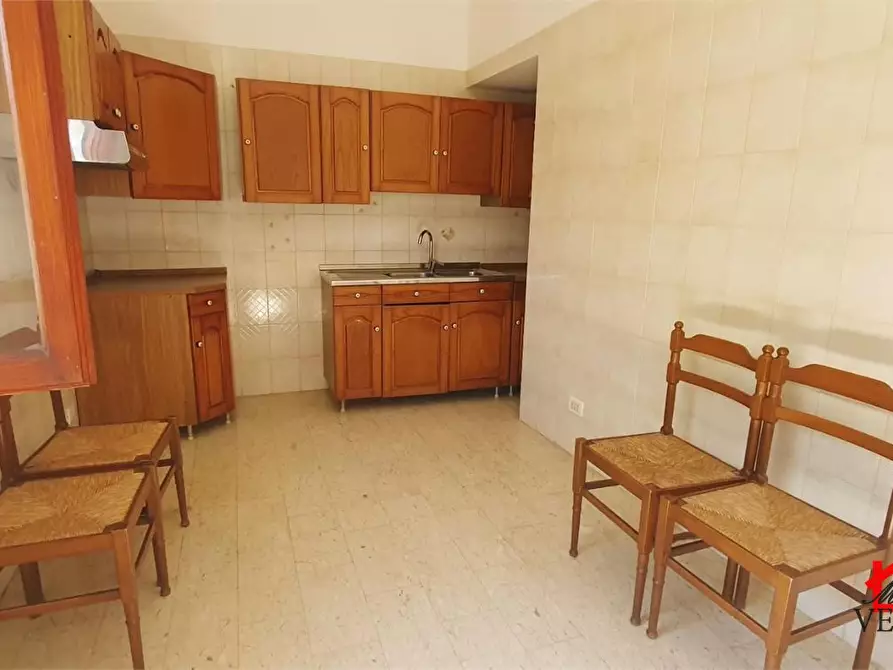 Immagine 5 di Appartamento in vendita  38 a Massa