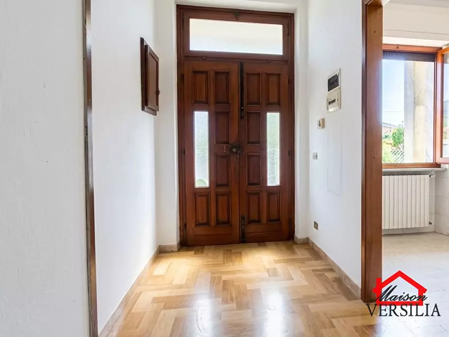 Immagine 4 di Appartamento in vendita  38 a Massa