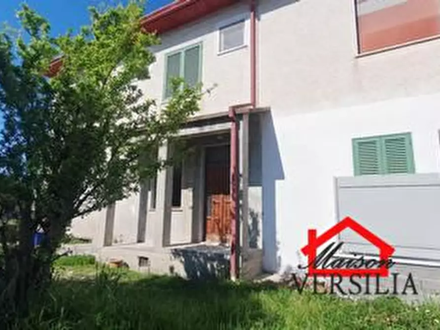 Immagine 2 di Appartamento in vendita  38 a Massa