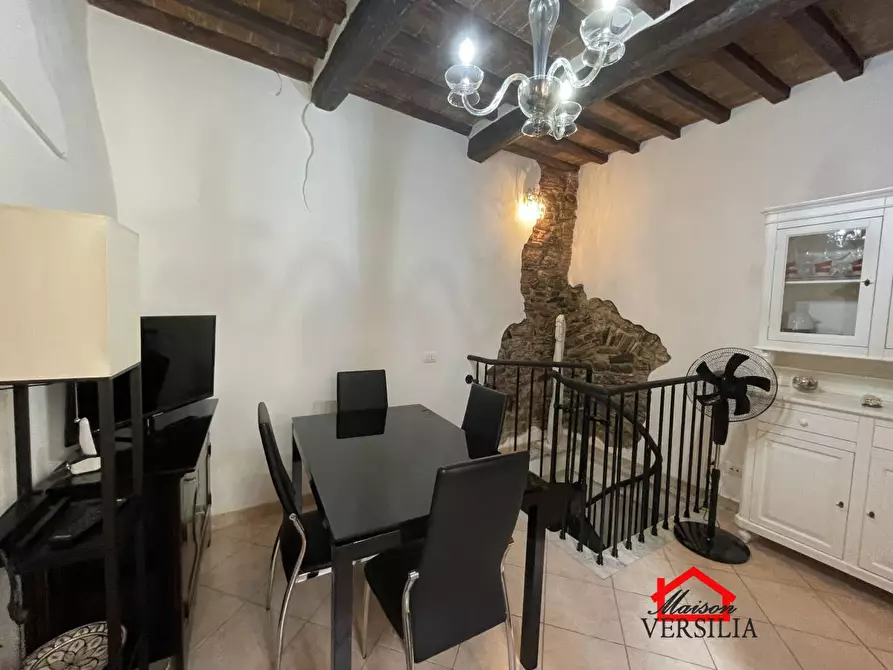 Immagine 2 di Appartamento in vendita  8 a Carrara